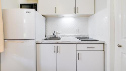 Palm Crest Resort Motel - 주방