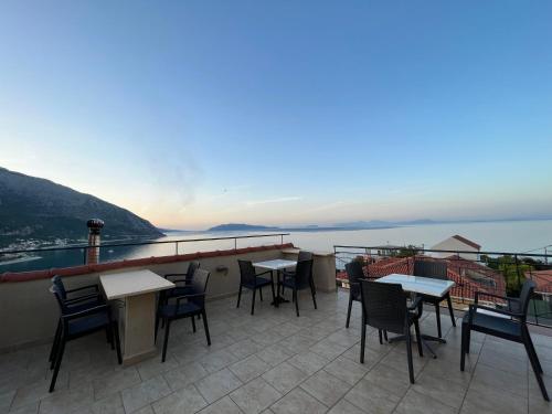 Comida y bebida, Hotel Oceanis in Kefalonia