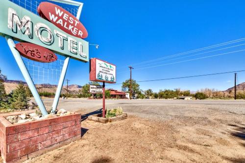 The Historic West Walker Motel