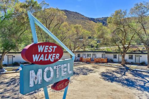 The Historic West Walker Motel