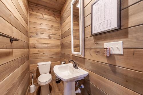 The Gathering Place cabin - image 2