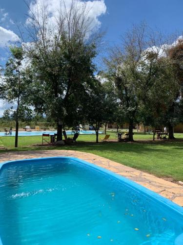 Glamping Salta in โกโรเนล มอลเดส