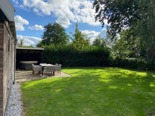 Villa in Netherlands with Hot Tub & Garden, Hippolytushoef (zdjęcie 10)