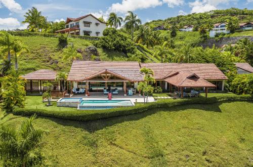 Amazing 3 Bedrooms Villa at Puerto Bahia in Samana