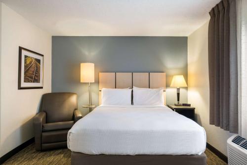 Sonesta Simply Suites Hampton in Hampton, USA