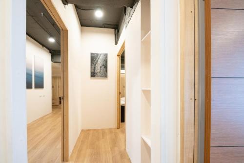 Hotelshere-Ximen 호텔