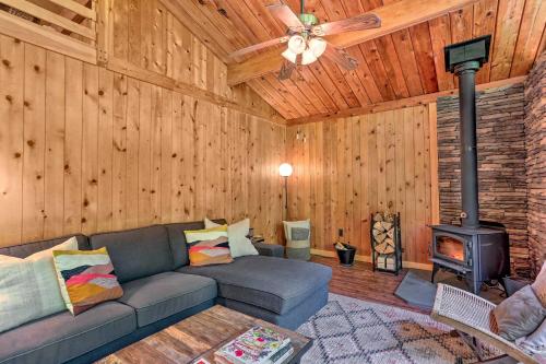 High Falls Restorative Cabin in the Woods! in High Falls, USA