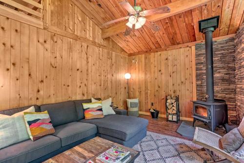 High Falls Restorative Cabin in the Woods!