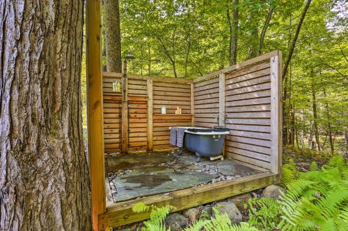 High Falls Restorative Cabin in the Woods!