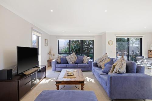 Three-Bedroom Townhouse image 9