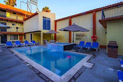 Swimming pool, La Pinta Hotel in Ensenada