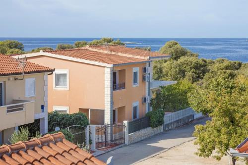 Apartments by the sea Kanica Rogoznica - 11745