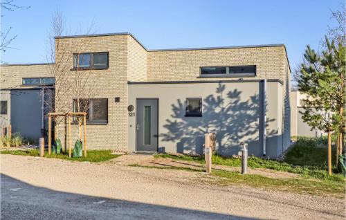 Nice Home In Lembruch-dmmer See With 2 Bedrooms, Sauna And Indoor Swimming Pool