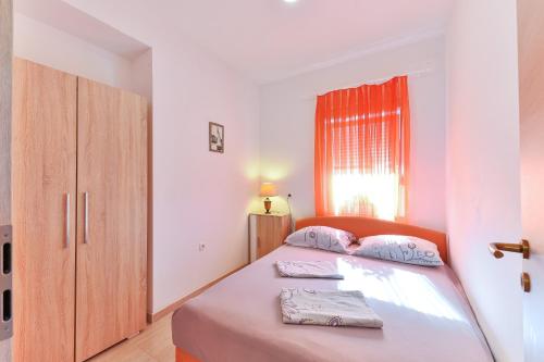 Two-Bedroom Apartment with Terrace image 10