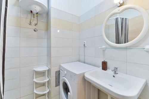 Two-Bedroom Apartment with Terrace image 7