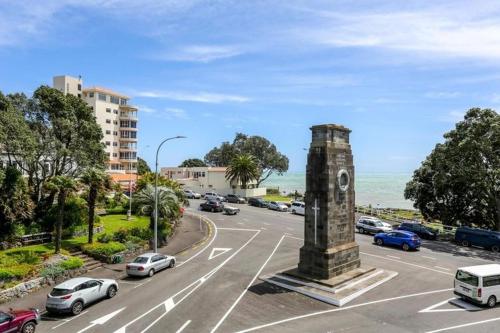 Aussicht, West End Precinct 2 Bedroom Apartment close to walkway and ocean in New Plymouth