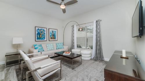 Luxury Resort Vacation Townhouses and Condos - main image