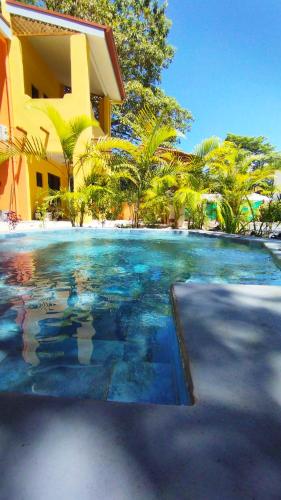 อ่างแช่น้ำร้อน, Hotel Tabasco in พอเทรโร่