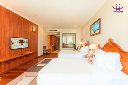 Huong Viet Hotel Quy Nhon - Beachfront