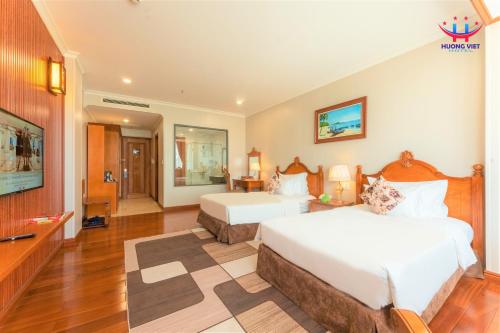 Huong Viet Hotel Quy Nhon - Beachfront