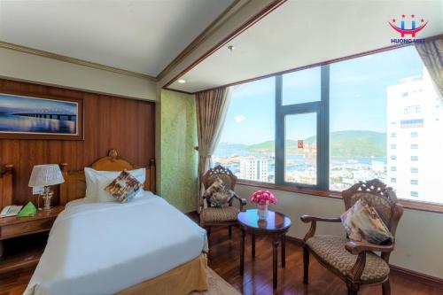 Huong Viet Hotel Quy Nhon - Beachfront