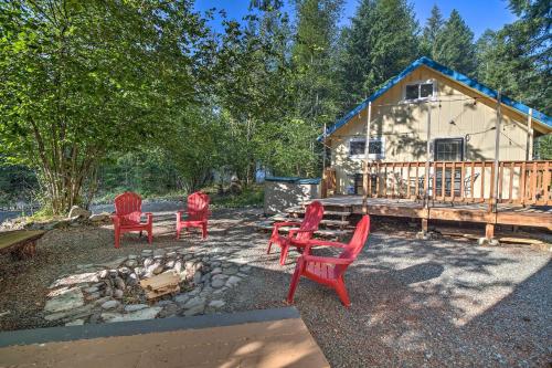 Wandering Elk Cabin Retreat with Golf Access!