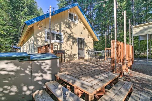 Wandering Elk Cabin Retreat with Golf Access!