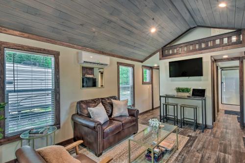 Morganton Tiny Home Less Than 5 Mi to Blue Ridge Lake in Morganton, USA