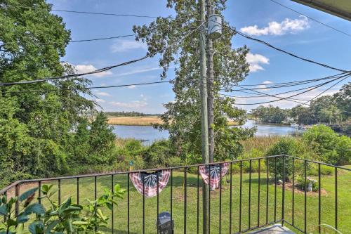 Cozy Hanahan Condo with Cooper River Access! Cozy Hanahan Condo with Cooper River Access!