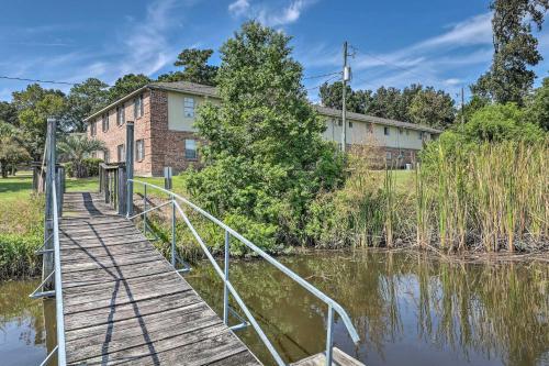 Cozy Hanahan Condo with Cooper River Access! Cozy Hanahan Condo with Cooper River Access!