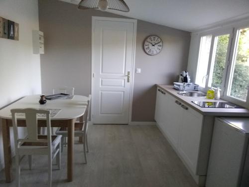 Kjøkken, Chambre d hotes la Barrière (Chambre d hotes la Barriere) in Channay-sur-Lathan