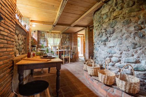 Restorāns, Menabde Winery in Kobulety
