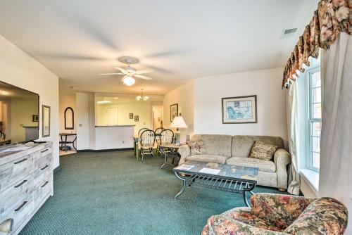 Michigan Condo Heated Indoor Community Pool!