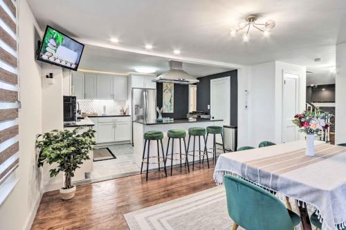 Upscale Waterbury Retreat with Indoor Hot Tub! in Waterbury, USA