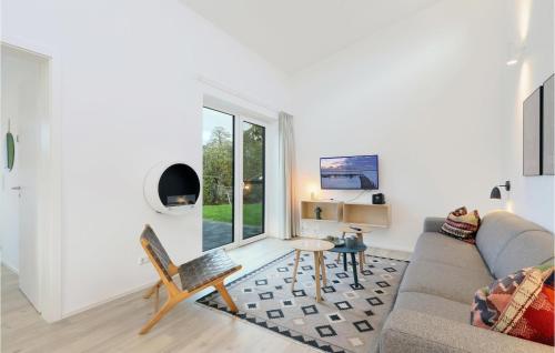 Two-Bedroom Holiday Home in Lembruch/Dummer See