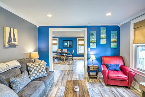 Sweetwater Hideaway - Blocks to Lake Erie! in Port Clinton, USA