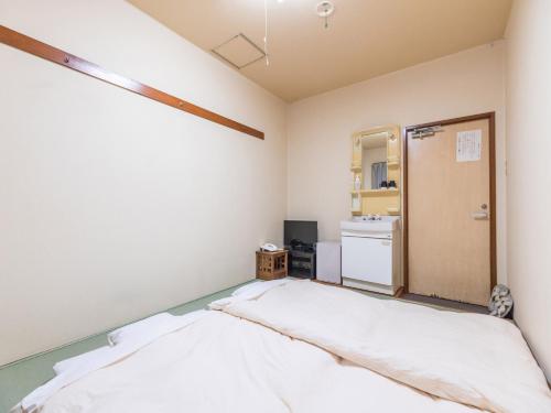 Japanese-Style Twin Room with Shared Bathroom - Smoking