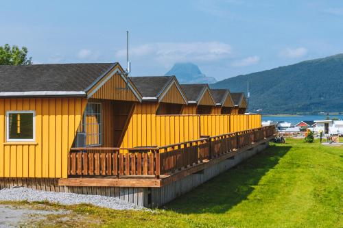 2 bedrooms, 3 beds