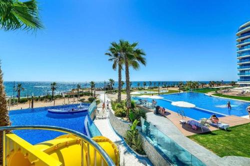Apartment with Sea View image 8