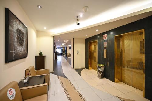 アルワリードパレス ホテルアパートメント