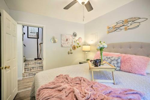 Darling Cottage about 1 Mi to Lake Erie Beach! in North East, USA