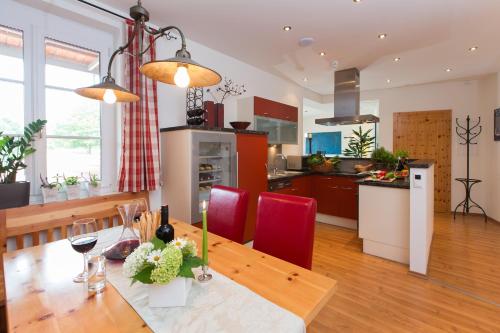 Komfort Appartements Zirbenland - adults only - no dogs - Accommodation - Weißkirchen in Steiermark