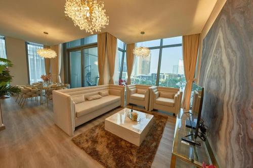 Magnificent Stunning 3 BR With Burj Khalifa View, Dubai (foto 2)