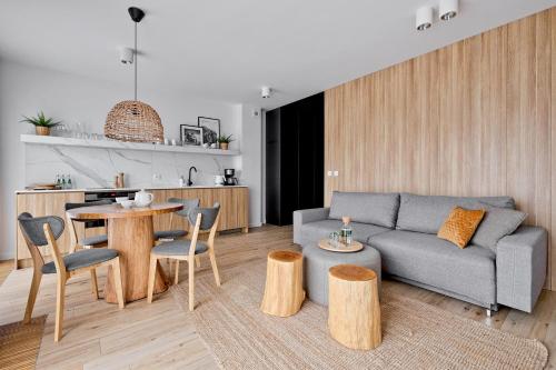 2 bedrooms, 3 beds