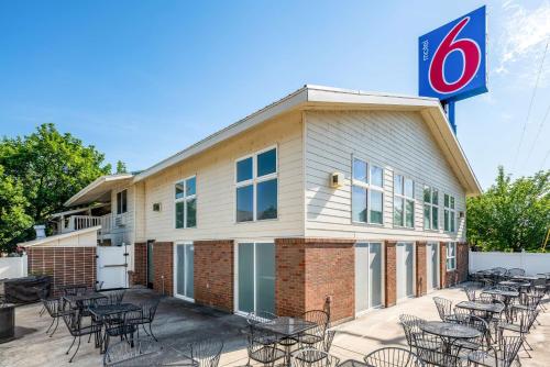 . Motel 6 Clarkston WA