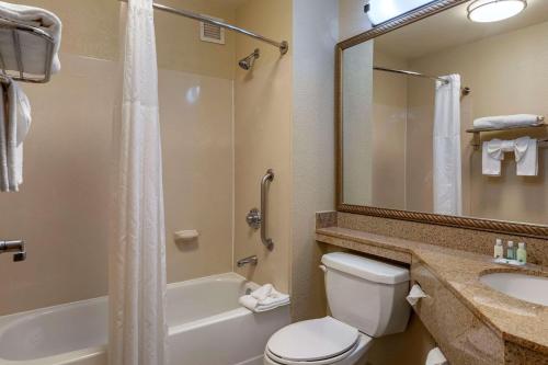 Quality Inn Placentia Anaheim Fullerton in Placentia, USA