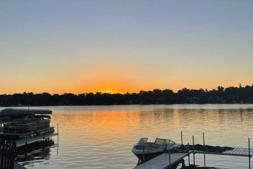 View, Live Life Right on the Lake! Amazing Views! in Johnsburg