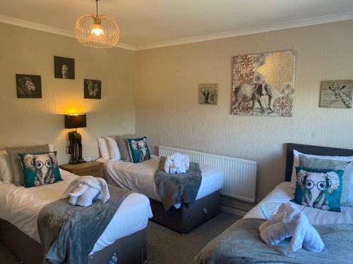 The Riverside inn - image 12