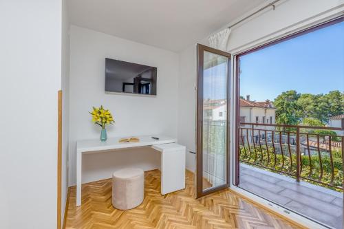 Apartment Complex Silva Rovinj - image 10