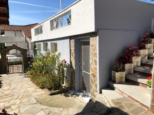 Guest House Paskal - image 3